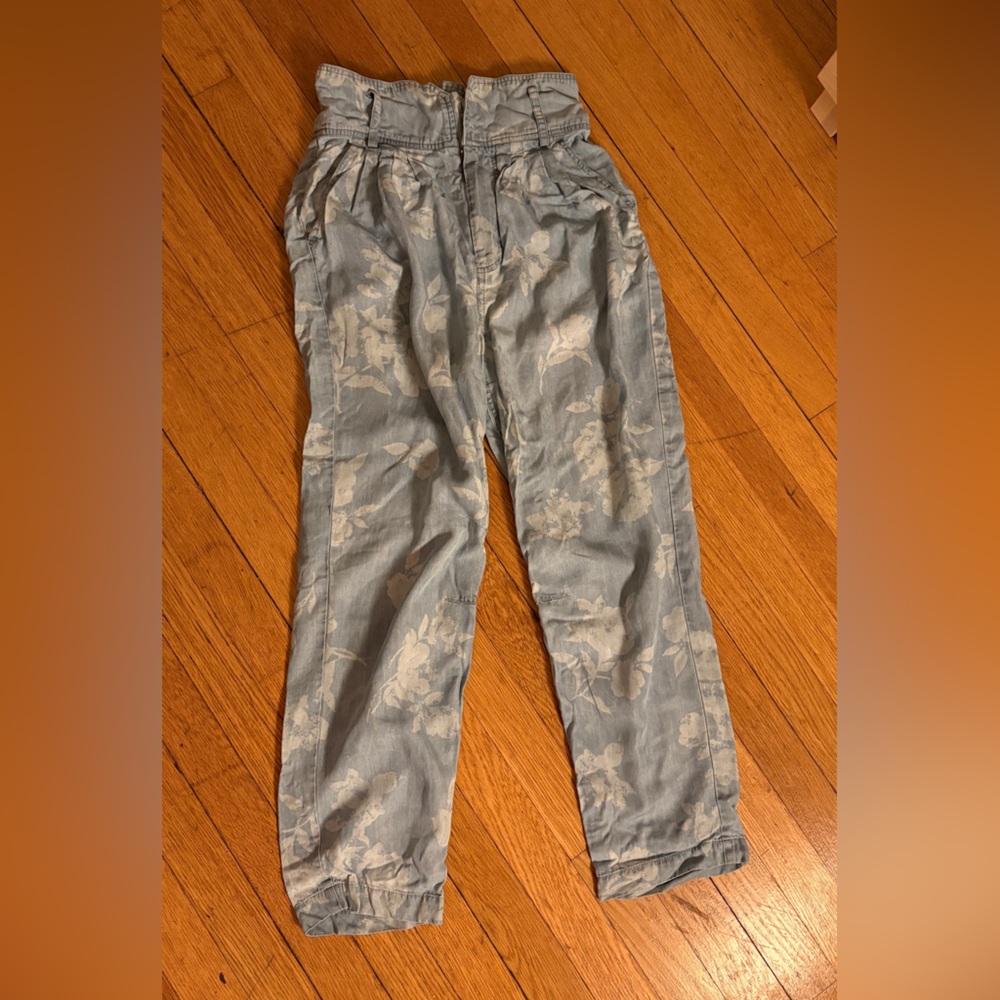 Women’s floral Patterned Blue linen Pants